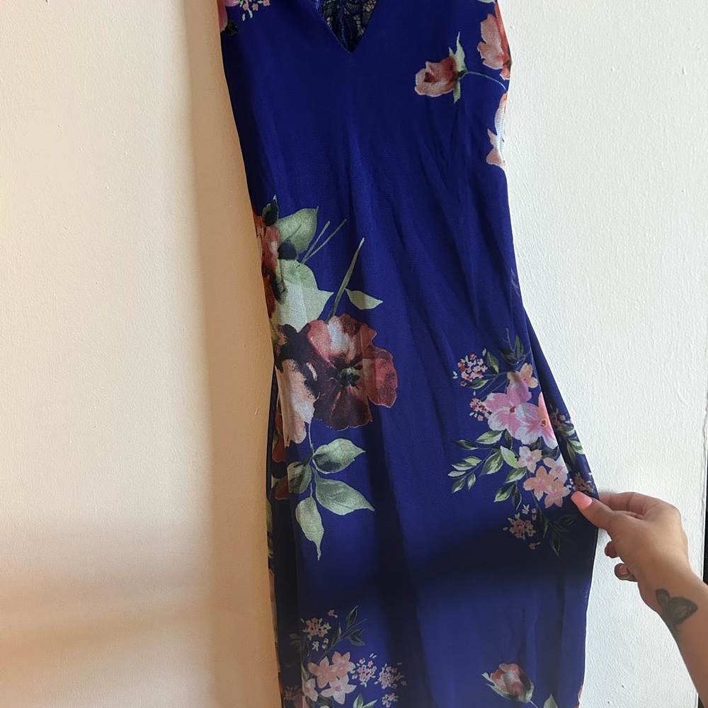 privy Royal Blue Floral Midi Dress with V-Neck